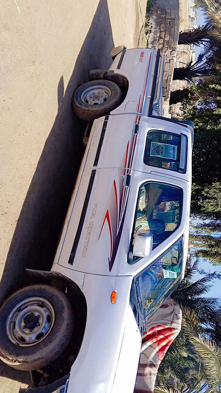 نيسان شبوط2009
رقم بغداد مشروع وطني 
مداور مباشر 

جاهزه من كلشي 
مكينه كير حداديه تبريد 
 السعر125  
الاستفسار اتصال 
***********
ملاحظه بيه تبديل جاملغ وبنيد
