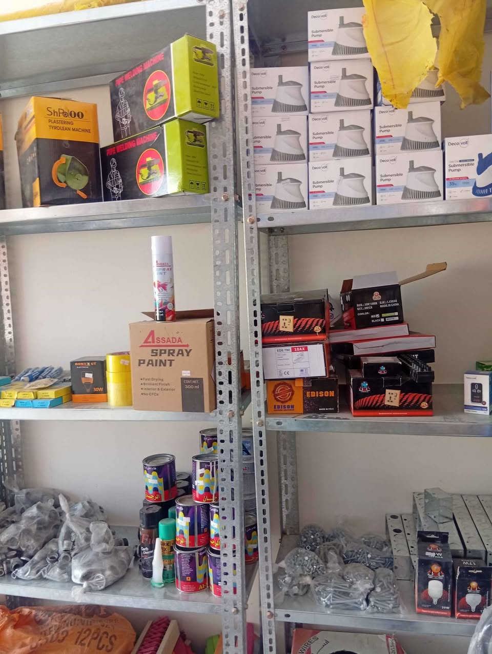 محل انشائية متكامل تريد جرد وانزلك مليونين تريد شلع ب٦ مليون *********** واتس ***********
مكان بغداد سبع البور الضباط اخوان شغل بيه خير من الله وما يخسر بس يحتاج تواجد واني نجار الله شاهد باب رزق وفلوس تكتك تجيب كيات ثنين وتشيل الحمل تدفع حساب العنده كيا حمل مراوس اراوس بغداد, العراق
