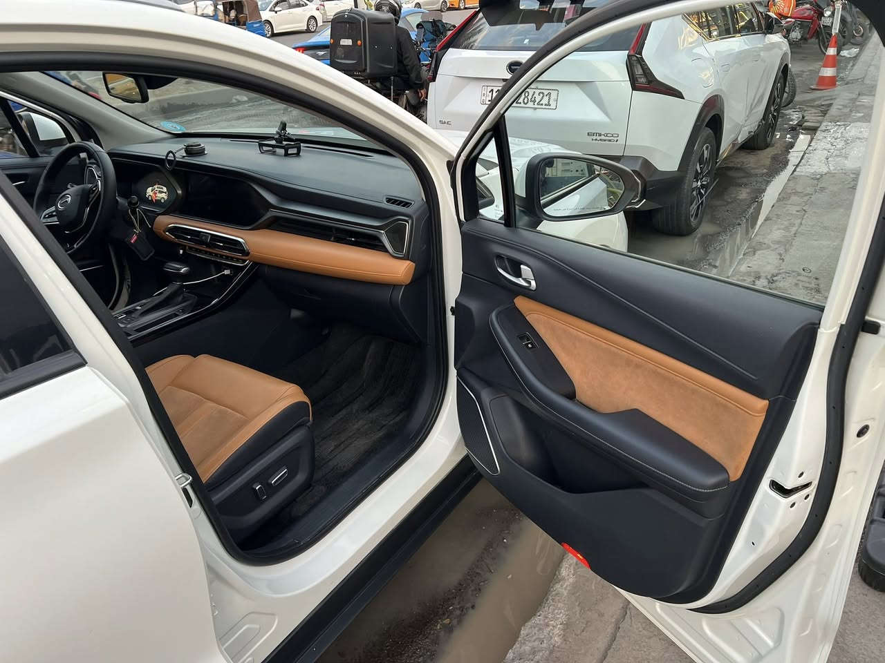 GAC موديل 2023
ماشية 37الف كلين تايتل ع وضع الشركة بعدها ب الضمان محرك 1500 تيربو 🚀🚀

فول مواصفات

 فتحة

 بصمة 

تشغيل عن بعد 

رادار 

تحديد مسار 

قيادة ذاتية 

كامرة امامية كامرة خلفية كامرات جانبية 2

 شعار ترحيب صندوق كهرباء

سايد بريك دكمة

وبعد اهواي مواصفات السعر 21مليون بي مجال  ***********بغداد
