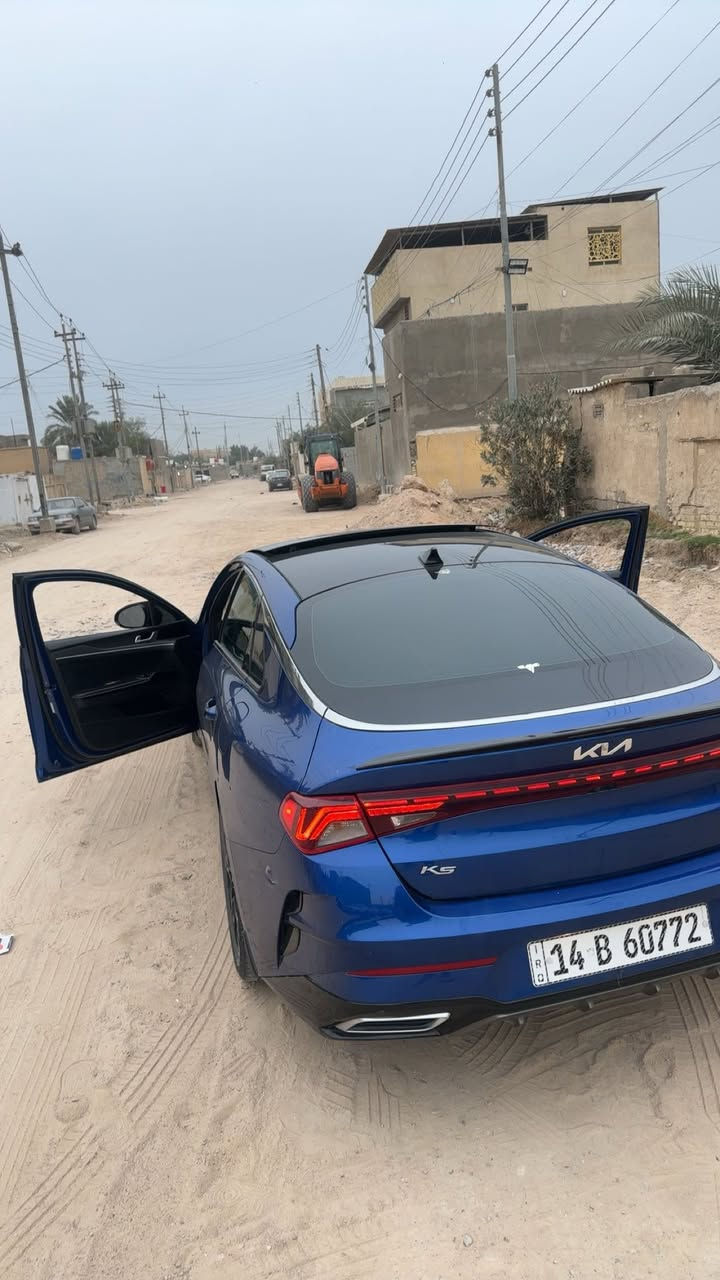 السلام عليكم 
للبيع K5 مديل 2022
فول  مواصفات جي تي لاين 
محاجة اذكر المواصفات معروفة
حادث السياره جاملغ وبنيد                               
ماشية 45 ميل  السياره رقم بصره بسمي 
السعر المطلوب 175  وبيها مجال
مكان السياره البصرة الزبير 
للاستفسار: ***********
