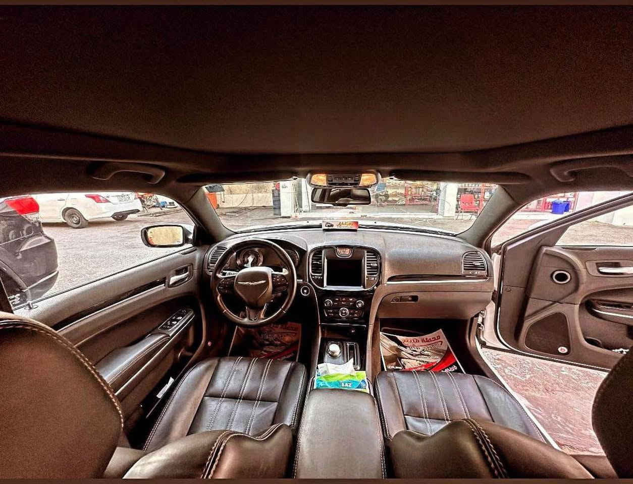 السلام عليكم 
اوباما 2018 s
سياره فول حساس امامي حساس خلفي راداد مرايه 
شفتات ستيرن بانوراما تدفئه بل كشنات كشن كهربائي
شاشه جبيره السياره وارد امريكي ماشية 38 الف ميل سياره حادثها بنيد فقط
سياره بس بيع فقط سعر السياره 275$ وبيها مجال مكان السياره بصره 
ملاحظة : انا مكلف بالنشر 
الاستفسار على هذا الرقم متوفر واتساب
*********** البصرة, العراق
