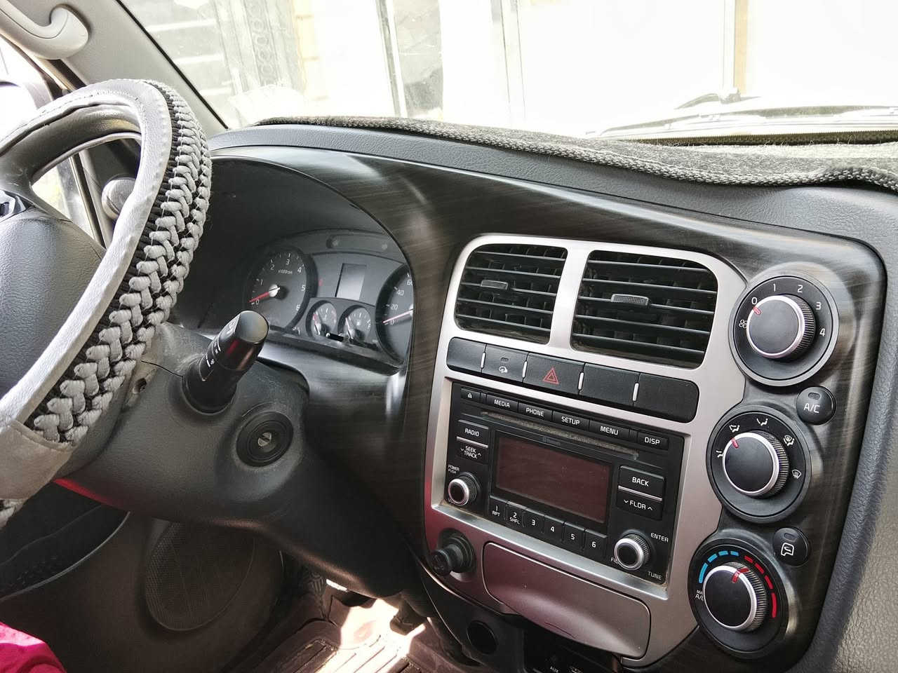 كيا دبل قماره موديل 2018
ماشيه 96 
كير محرك تبريد بالشرط 
بيها طخات بسيطه من بايسكل وباب 
السعر 145 
مكاني كركوك 
***********
