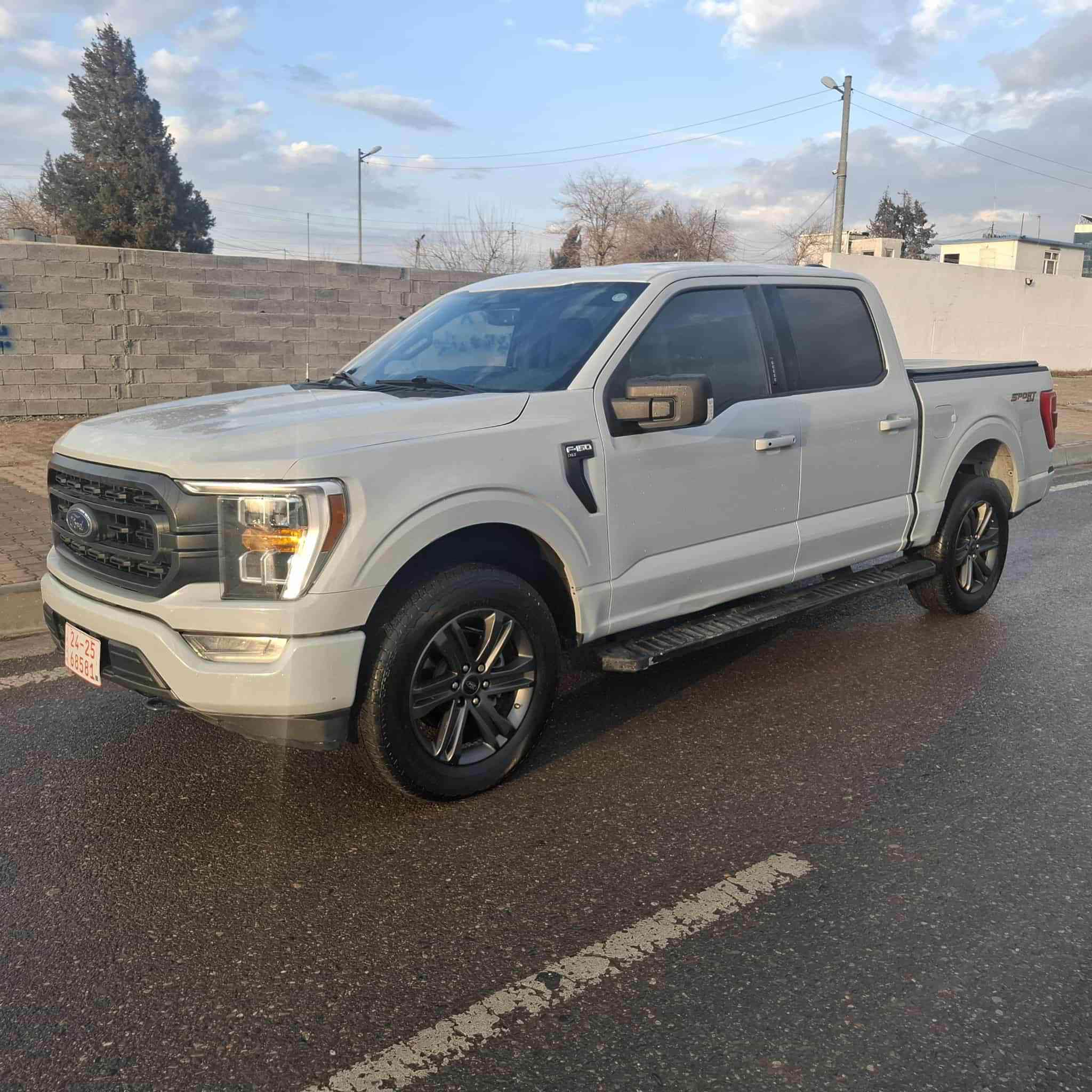 فور پيكب 150. 2023 سياره كه پشت و  پيشي كبس شتيك بربويته سه قف و شانه وفي وصبوغ وبي ناو شاشه گه وره گير له عاردي سياره كه مالي دوسته زور زور جوانه پارجه نييه دوسئ ته عديلي هه يه 6توربويه مه كينه 2700 سياره كه 20مايل روشتوه رقم:*********** أربيل, العراق
