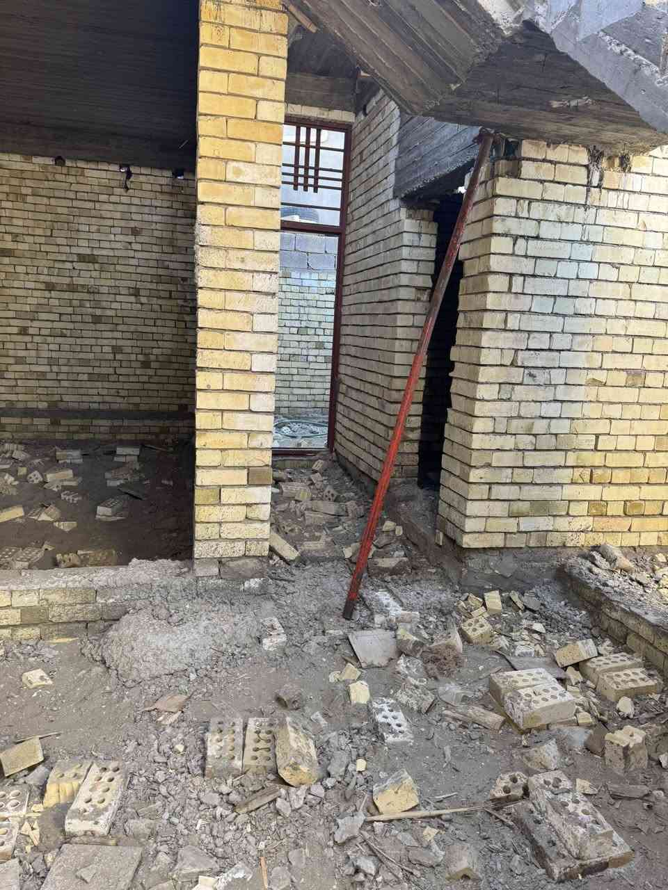 يعلن مكتب بركات الزهراء عن وجود هيكل طابو زراعي سند 25
تحويل مباشر باسم المشتري 

مساحه الهيكل 160متر بناء طابو ق مسلح 

يتكون من غرفه مطبخ استقبال صاله صحيات

موقع الهيكل الشركه الصينيه مقابيل الكورنيش الاتصال ***********
