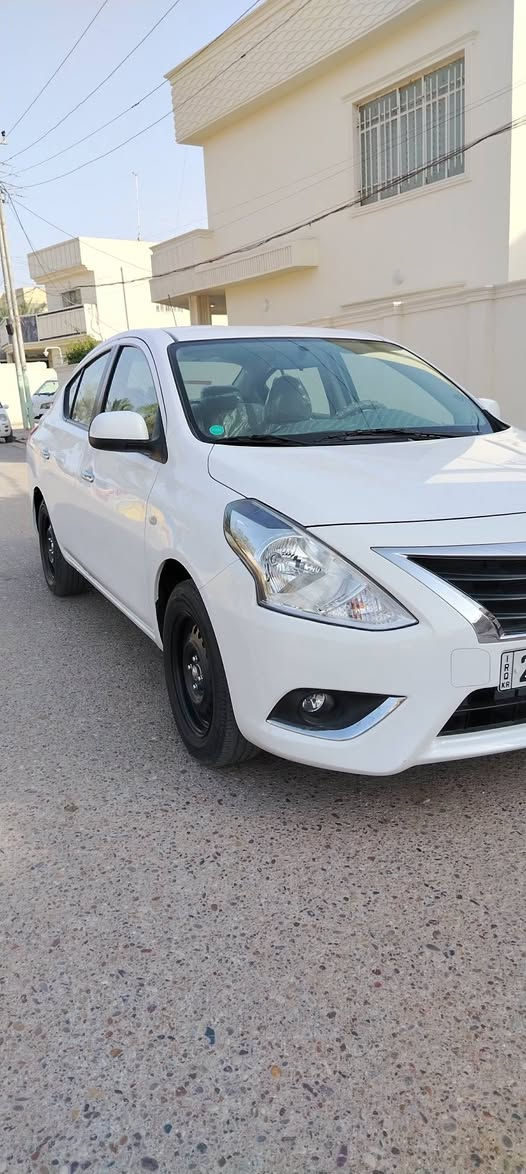 السلام عليكم
للبيع سني هندي 2024
استلام شركة نيسان السور
تحويل او وكالة من شركة السور
مكفوله كفاله عامه على وضع الشركة
دوشمة عامه كشنات ارضيه تنته صندوك 
السيارة ماشية 33 الف
سعره 127 وبيه مجال بصيط
مكان السياره بغداد المدائن
رقمي ***********
