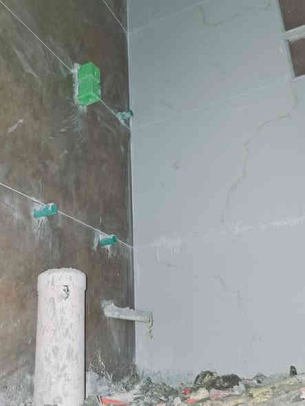 خلفه سرامیک اهوازی شغل لیزر تعبا واحد عله واحد 
***********
عدنان ابوهشام الهوازی
