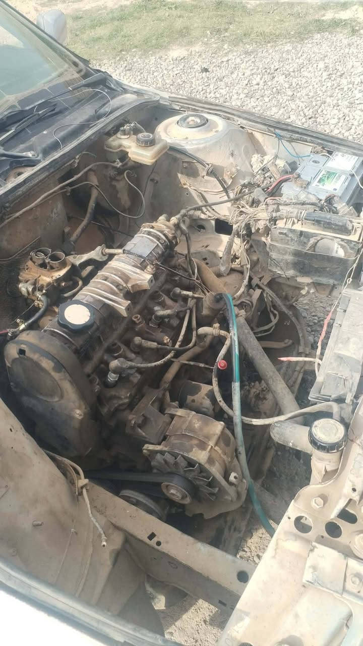 رينو للبيع محرك كير شرط تايرات جدد  رقم كركوك فحص   بيهه سنويه بيضه رعيهه ماندي مكفولاه السعر 900و بيهه مجال ويرهم مراوس ويه ماطور جديد    العنوان كركوك الصياده***********
