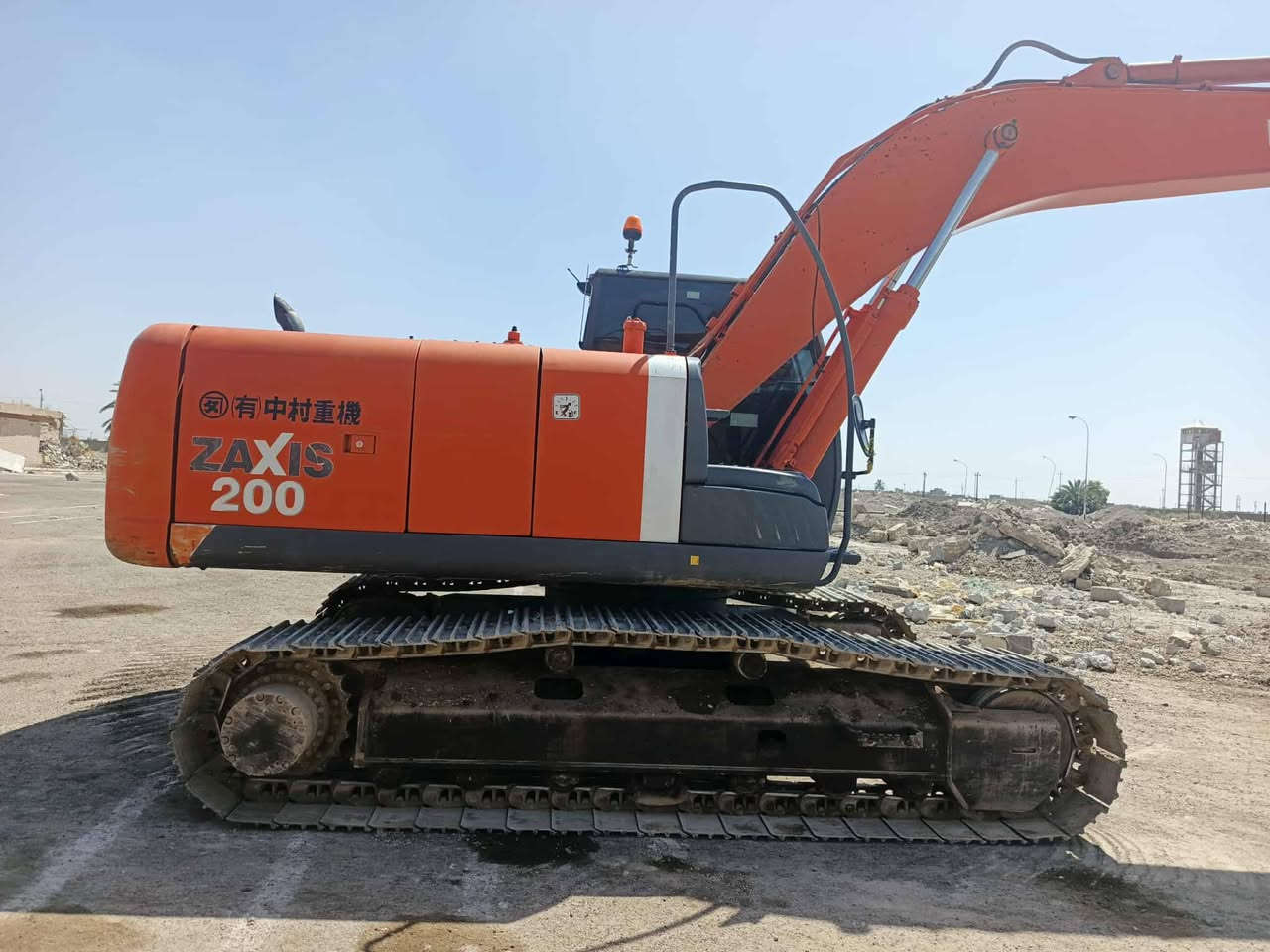 حفاره زث 3 للبيع موديل 2010 كفاله من فتح وصبغ مكينه جديدة دخول 2024 دخول جديد بيع او مراوس بحفاره240
للاستفار اتصل ***********
