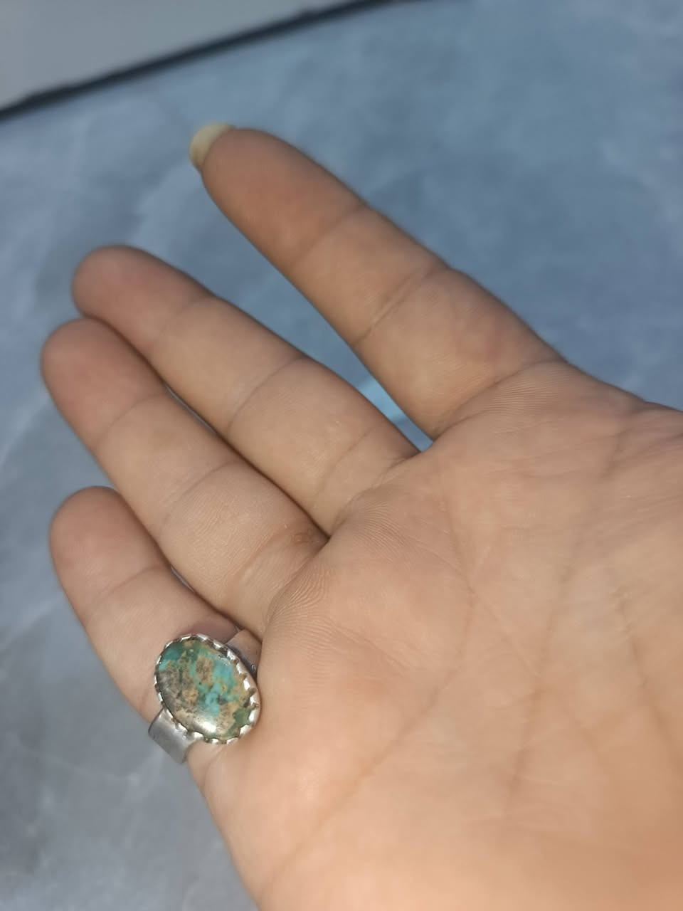 السلام وعليكم خواتم ثنين رضويات فيروزي واحد خنصر قياس الخاتم 13سياقه يدويه عيار الفضه 1000سعره 80  وثاني هم كذالك رضوي فيروزي قياس الخاتم21 او 22 سعره 40 مكاني البصره الحيانية توصيل ماعندي


**إذا كنت صاحب هذا الإعلان وتريد حذفه لأي سبب، رجاءا أرسل رسالة إلى الدعم الفني**