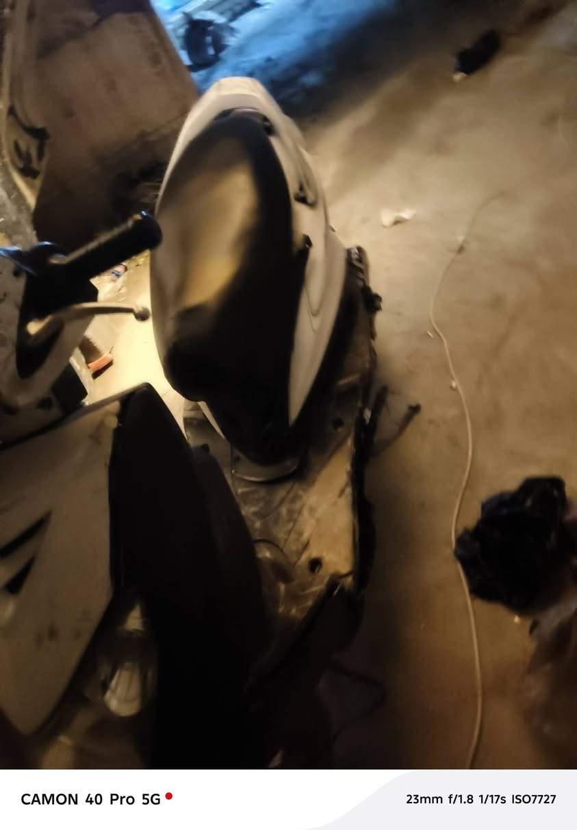 سلام عليكم سكنس دراجه خير من الله كهربايات كلها شغاله مكاني بغداد الشعب السعر ٣٥٠ بيه مجال  ***********
