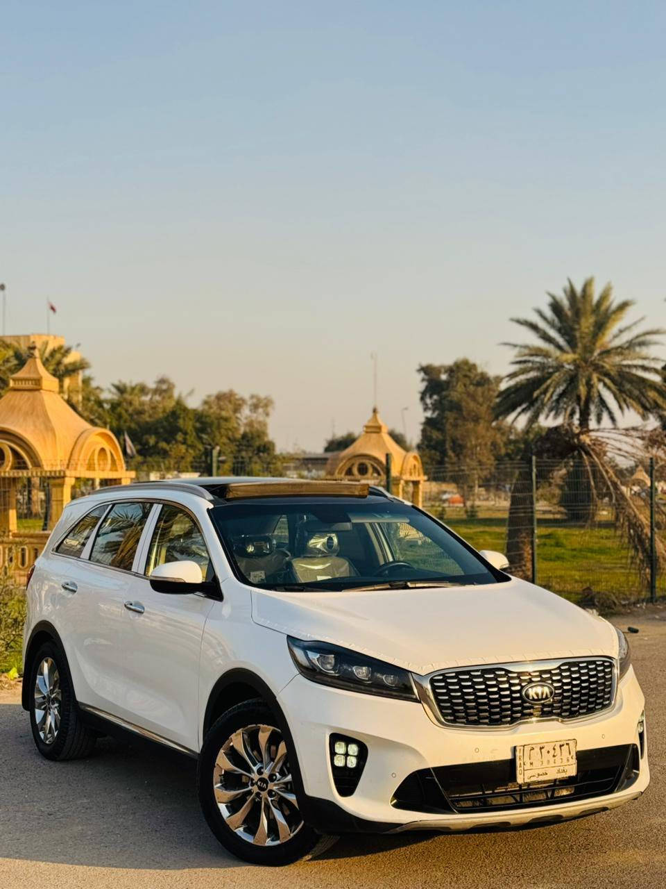 السلام عليكم 
بيع مستعجل 

سورنتو  2019 خليجي  رقم بغداد 

السعر :244$ وبيه مجاااال 

اتصال :***********

سياره كفاله عامه من صبغ وتبديل ؟ فقط 
بيهه بارد مكانين شي بصيط

مواصفات السيارة معروفه 
•بصمه
بنرامه 
سايد بريك بصمه 
•شاحن وايرليس
•شاشه كبيره بلاديه 
.نظام car play& Android
•حساس امامي خلفي 
•كراسي كهرباء 2  بالكشنات 
•3قطع تبريد
•لد امامي مع تشغيل
•كروس سرعة
•سبعه راكب
•ويل كب نيكل
•بصمه تشغيل وابواب 
•محرك 6 سلندر      
•مري شفط واشاره بالمري 
•كاميرا دواره
•بردات بلاديه 
•فول تحكم استرن 
•اربع انظمه قياده  Sport  ،eco ،comfort   ،smart 

بغداد البلديات
