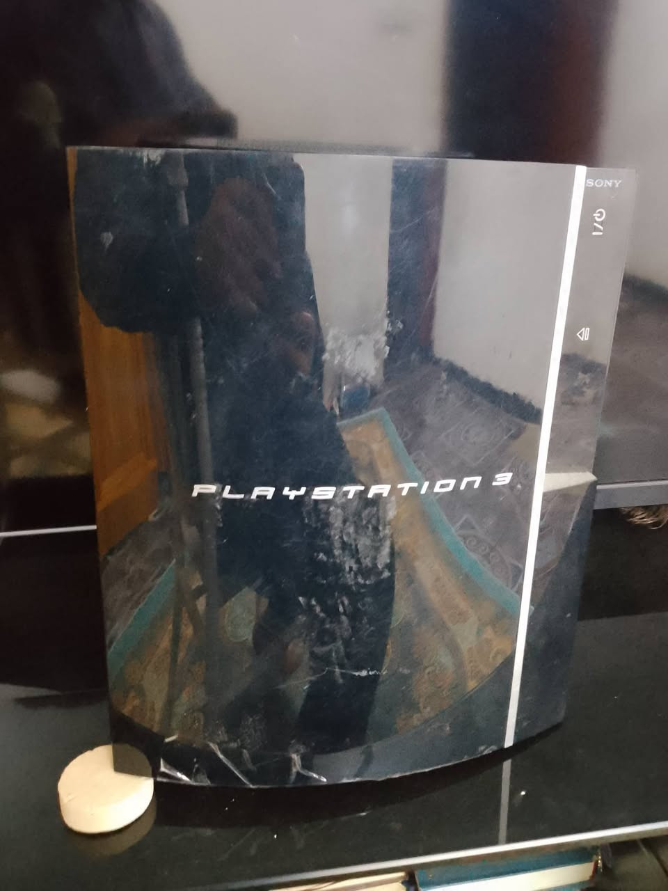 السلام عليكم بلي 3 فات
مستخدم شي قليل نضافه 90 الجاهز كامل ملحقات 
جوستك 2
وايرات توصيل 2 
هارد خارجي 
الجهاز تجي بي 20 لعبه 
السعر 120 بي مجال بسيط 
مكاني بغداد مشتل لتواصل واتساب ***********
