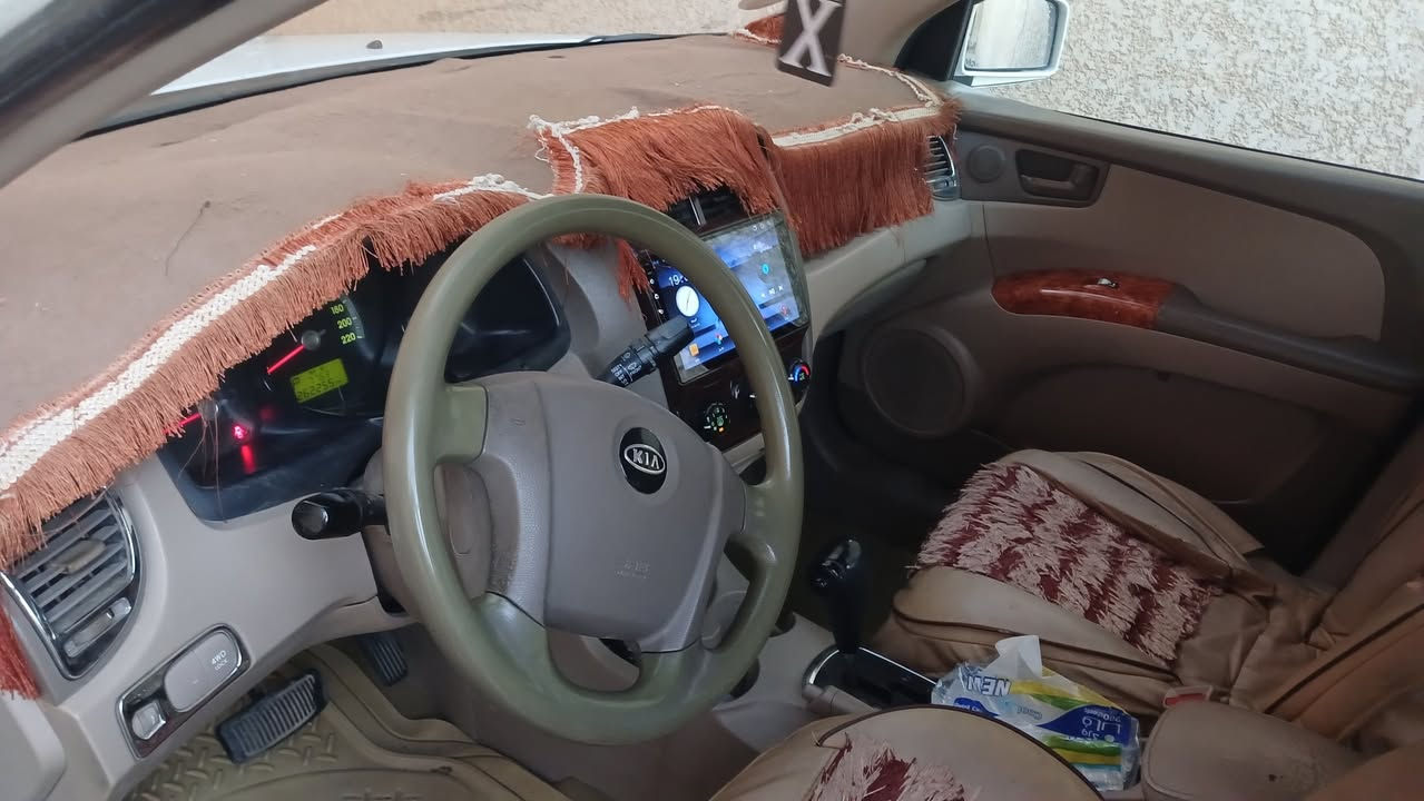 سبورتج ٢٠٠٩ خليجي داخل صحراوي رقم بغداد بإسمي وموجوده داخل بعقوبة للبيع السعر ١١٢$ للاستفسار الاتصال على الرقم ***********
