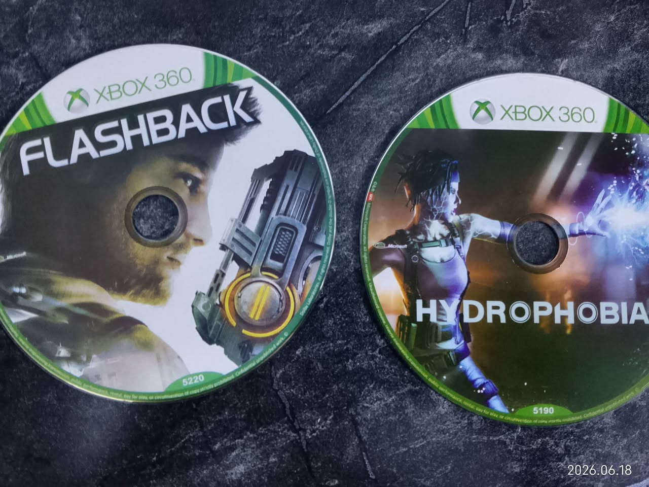 جهاز Xbox 360 slim مهكر للبيع
موجود وياه جوستكات 2 مع سلك hdmi و قراص 2 
يحتوي على 162 لعبه منها gta5و gta sn و درايفر سان فرانسيسكو مساحه 256
الجهاز غير مفتوح
السعر 150
بغداد المنصور 
والتواصل خاص


**إذا كنت صاحب هذا الإعلان وتريد حذفه لأي سبب، رجاءا أرسل رسالة إلى الدعم الفني**