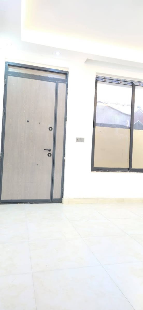 #لدينا_دار_للبيع مساحه ٥٠ متر واجهه ٥  ونزال ١٠متر  طابو زراعي سند 25 قرار محكمه البيت يحتوي على٢ غرف نوم وستقبال ومطبخ  العنوان بغداد الدورة مدخل البوعيثه مجمع السلطان الاول 
هاتف ***********
