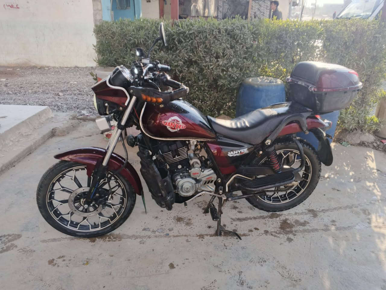 السلام عليكم موطور جني ارنوب موديل 2025 منفيس اصلي مامفتو برغي بي العنوان القياره ايمام غربي السعر مليون1050 وبي مجال ***********
