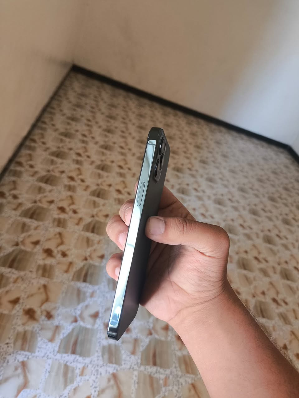 السلام عليكم
أيفون 12 برو ماكس شرق اوسط مو باله

لون ازرق

ذاكرة 128

بطارية 🔋100% وكاله يعني انسا بل شحن

نظافة الجهاز 99% 

ولامبدل بي شي فقط ضهر ليزر

مراوس او بيع سعر 355 الف

***********
