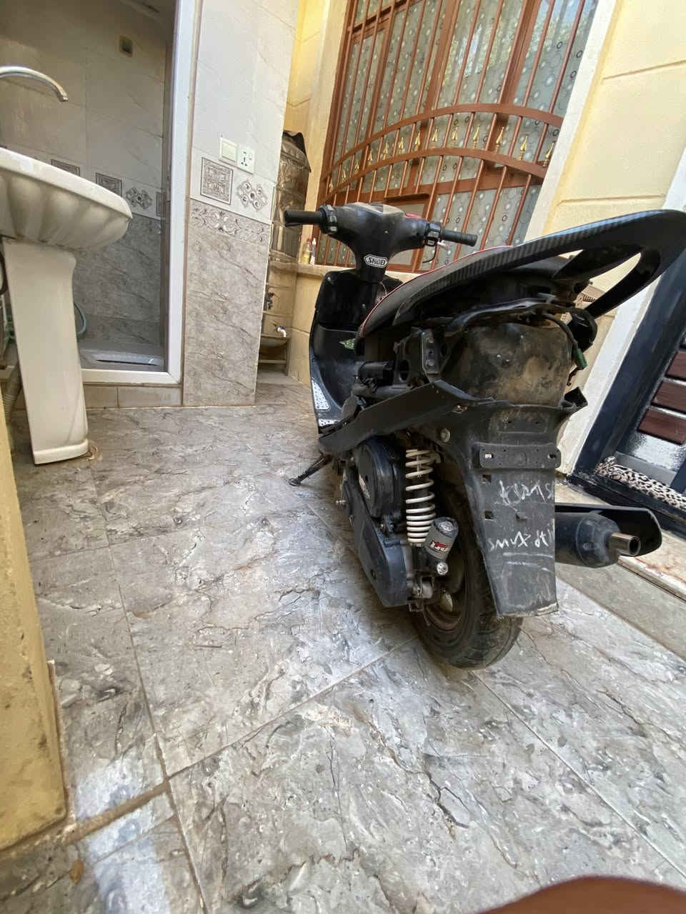 السلام عليكم ماكس عدله للبيع دراجه لاطشه بس اكفلك روله العنوان بغداد جزيره بغداد السياحيه ***********رقمي بس واتساب يشتغل السعر خاص
