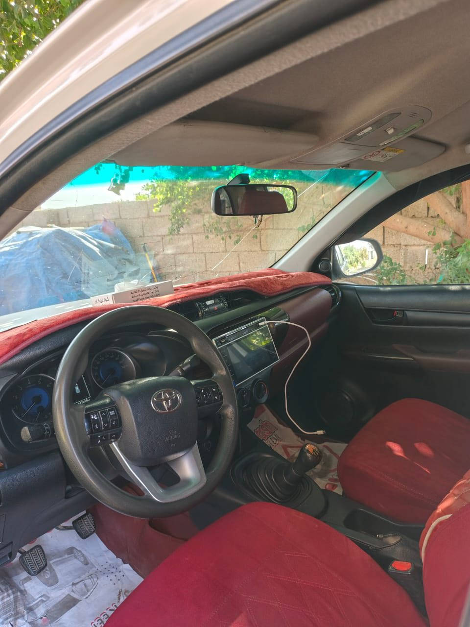 السلام عليكم من رخصه مدير الكروب المحترم سياره مرزي هايلوكس موديل 2019 الخط مالها مال 22 سياره رقم اربيل سياره جاهزه  كير عادي بيهاا شبرين بارد باب السائق وبيها شبرين بارد يم الجاملق الايمن السنويه 2028  السعر 225 وبيها حگ الجيه سياره موقعها صلاح الدين بيجي رقم التليفون *********** ابو علي ***********
