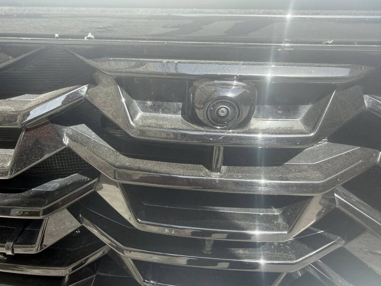 سورنتو موديل 2025 مكوفله كفاله عامله سياره 6 سلندر فول سياره 5 كامرات  بغداد بأسمي السياره  ماشيه 11 الف  *********** مكاني  بغداد
