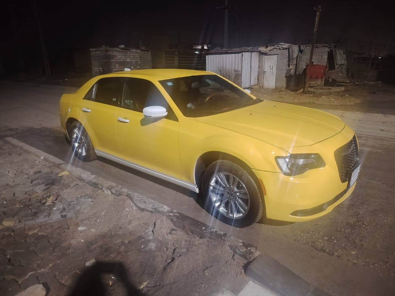 اوباما 2021 اصل للبيع فقط رقم بغداد بسمي اصل لون ابيض فئة s فول مواصفات عدا الفتحه خطها عماره بغداد مكان السياره العماره غير متواجد ع الفيس باقي التفاصيل اتصل ***********
