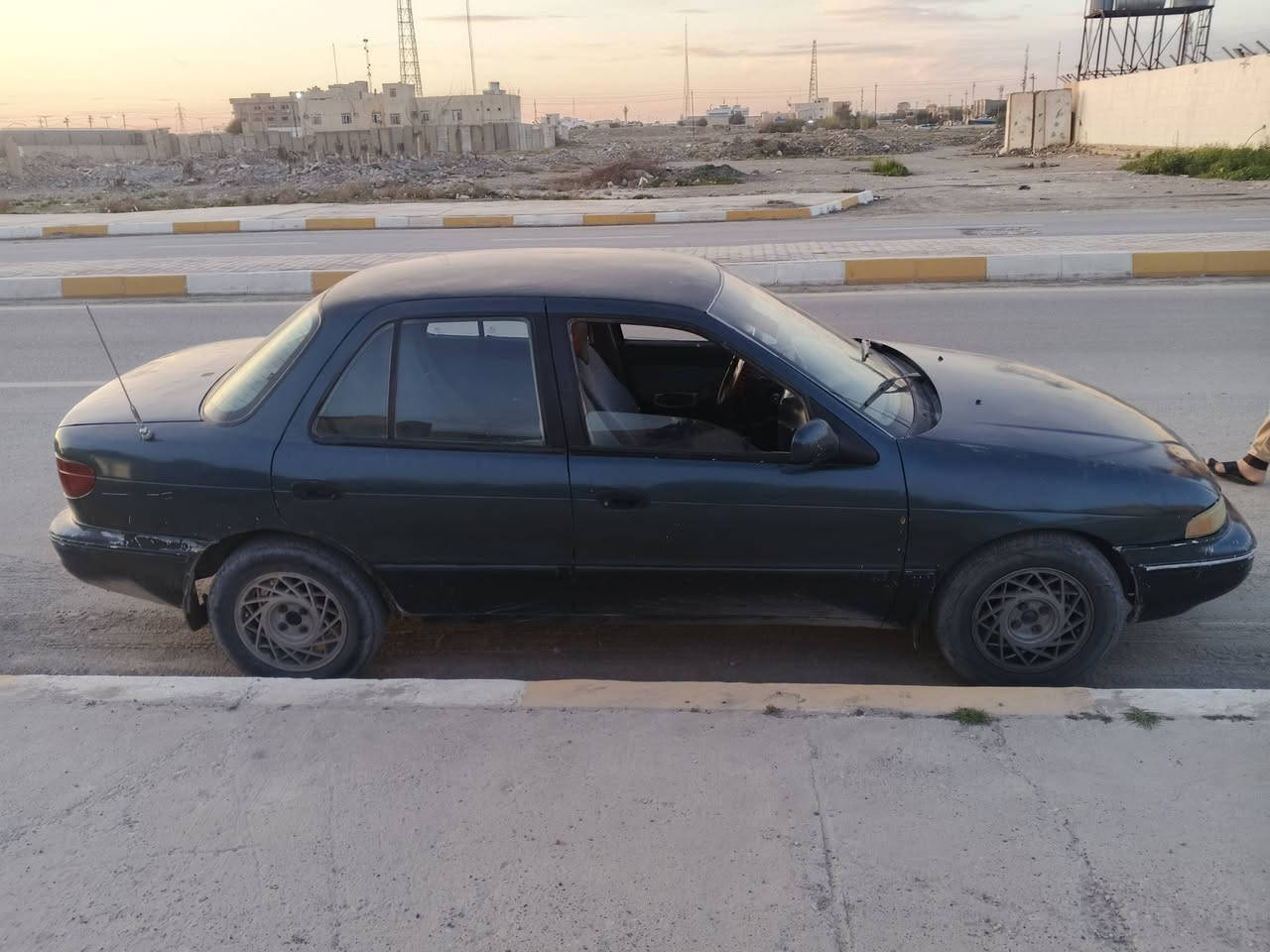 السلام عليكم
كيا سيفيا موديل 1993 كفاله عامه رقم كركوك تحويل وكالة 
صدر كهربائيات شرط كير شرط محرك 16 مفتوح الناعم شرط
تدفئه تبريد فول سيارة جاهزة مال جناي السعر 28 بيها مجال 
***********
