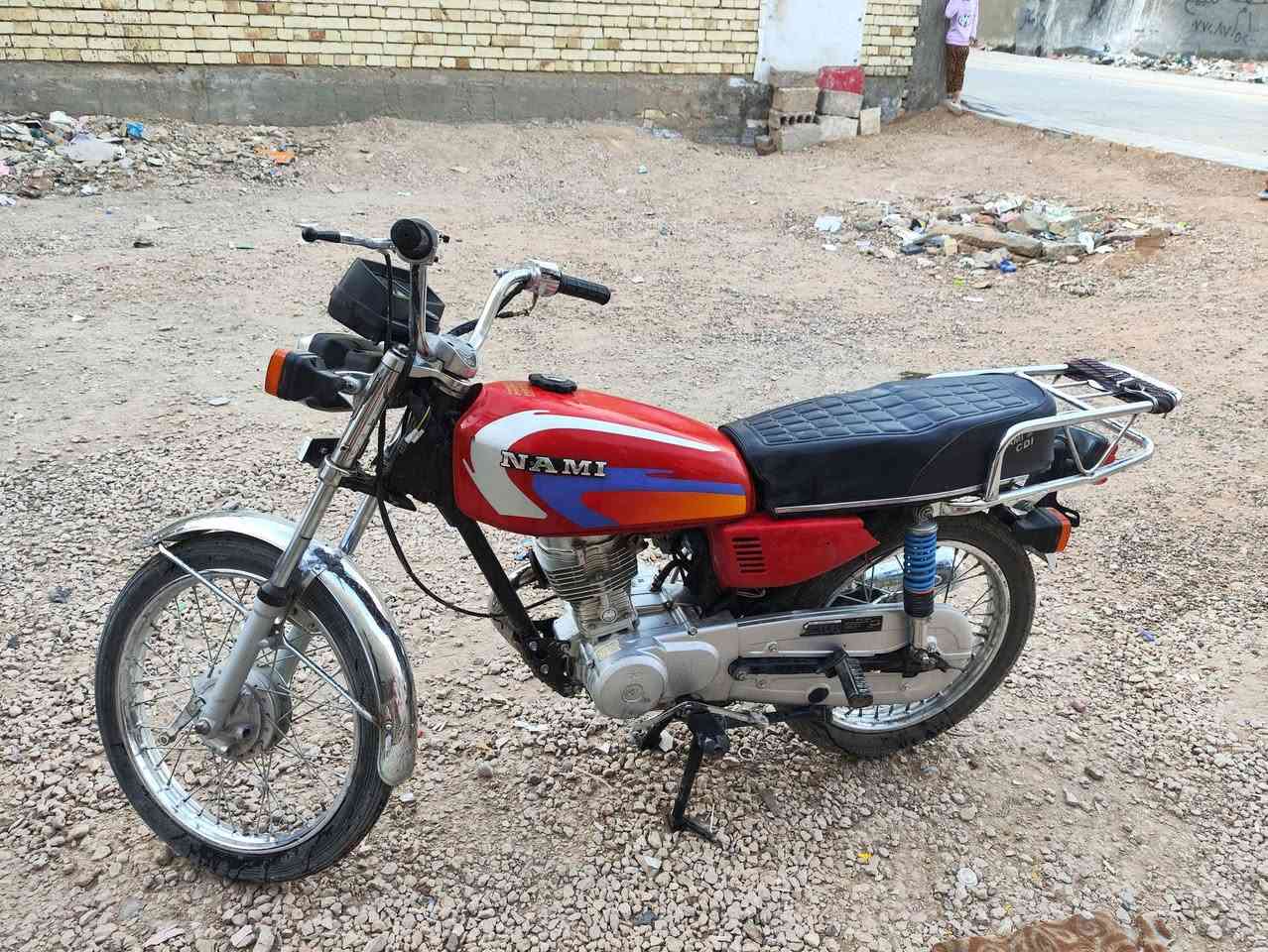 دراجه أربعة نامه نضيفه البيع اوراق سكنر السعر 450وبيهه مجال. ***********
