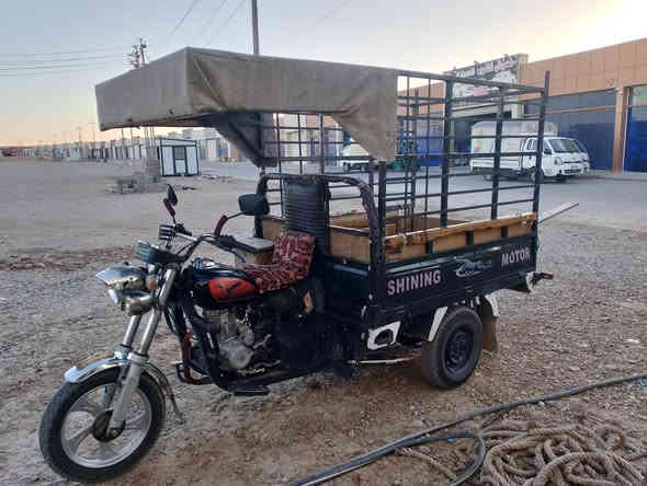 سلام عليكم ستوته للبيع موديل 13
سعر 750 شراي يتصل 
***********
