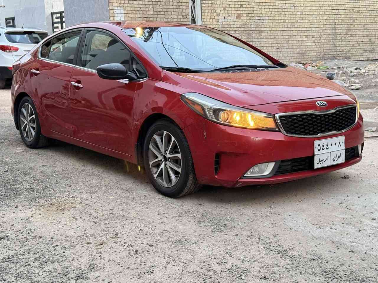 فورتي 2017 امريكي
بصمة تشغيل + ابواب
كراسي الامامية تدفئة 
شاشة كبيرة + كامرة خلفية
مانع انزلاق + وضعيات قيادة
ويل كب كروم
تحكم ستيرن
كروس سرعة
تبريد شاشة
محرك 2000
اشاير مري + شفط
حادث امريكا بارد فقط موضح بلصور 
وبلعراق بيها صبغ باب وجاملغ خلفي 
السيارة بدون ايرباك وبدون دواخل
كير ومحرك وصدر مكفولات 
ماشية 180كم
المكان بغداد الدورة 
السعر 110$ وبيها مجال 
شراي اتصل وتدلل (***********‬)
