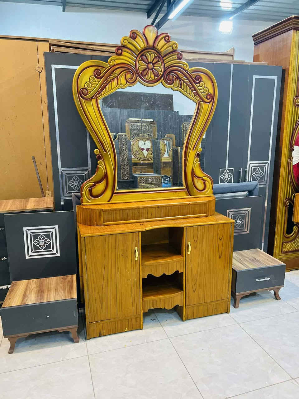 غرفه صاج نضافه 90 لسعر نهائي 650
بدون زاوية 
مع شد ونقل داخل بغداد مجاني محافضات بكروه


**إذا كنت صاحب هذا الإعلان وتريد حذفه لأي سبب، رجاءا أرسل رسالة إلى الدعم الفني**