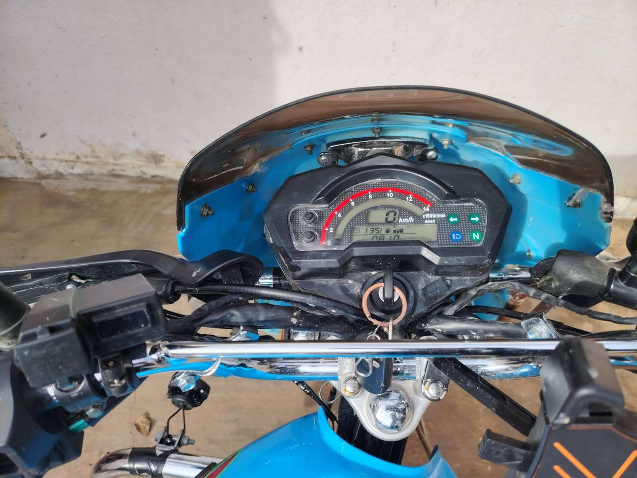 موطور عيثاني موديل 24 سعر 950 بيه مجال قليل تواصل على هذا الرقم***********
