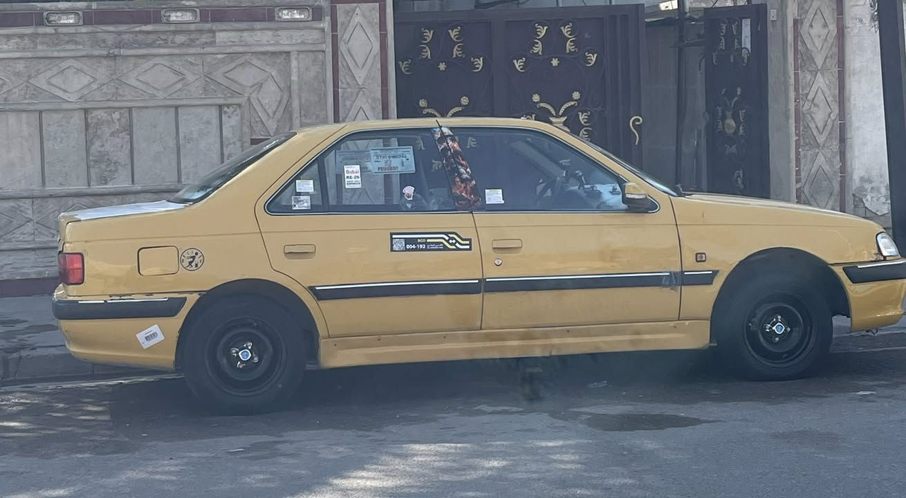 بيجو بارص 2015 سياره جاهزه كير محرك تبريد خير من الله بيها طخات بسيطه معدله بارد رقم انكليزي مصفره غرامات وهزه كبل للشارع متذب عليها ربع السعر 42 جماعه ال 38 رحمه لهكم لا تتصل 
 ***********  العنوان بغداد الجديده
