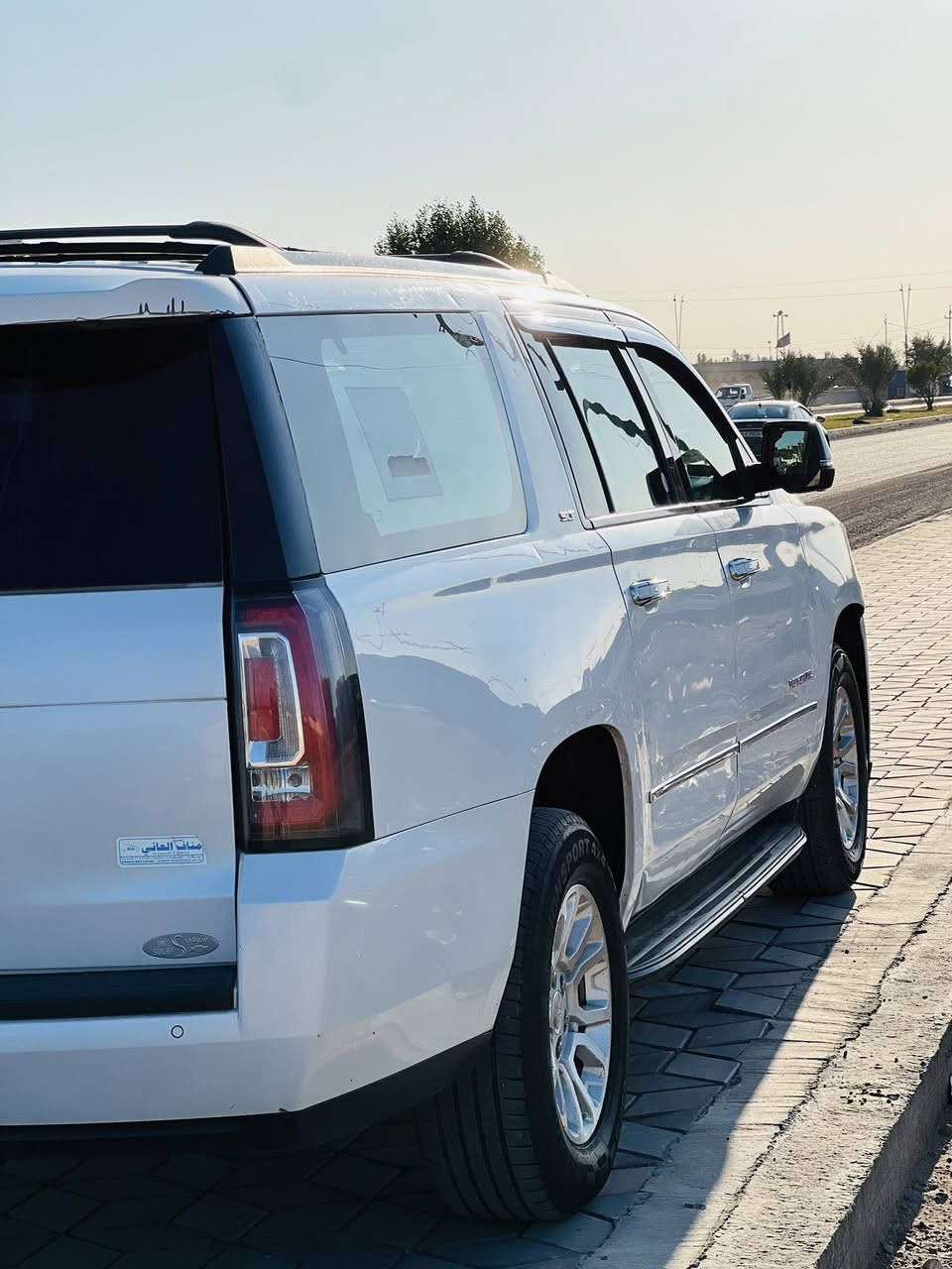 السلام عليكم جمسي يوكن 2019
رقم اربيل تكسي خطها بغداد اربيل مصفر وكامل 
سياره فئه SLT فول مواصفات 
بيها ٣ قطع صبغ بدون دواخل شرط الفحص 
السعر 318  وبيها مجال 
عنوان ديالى بلدروز 
*********** اتصال او واتساب
