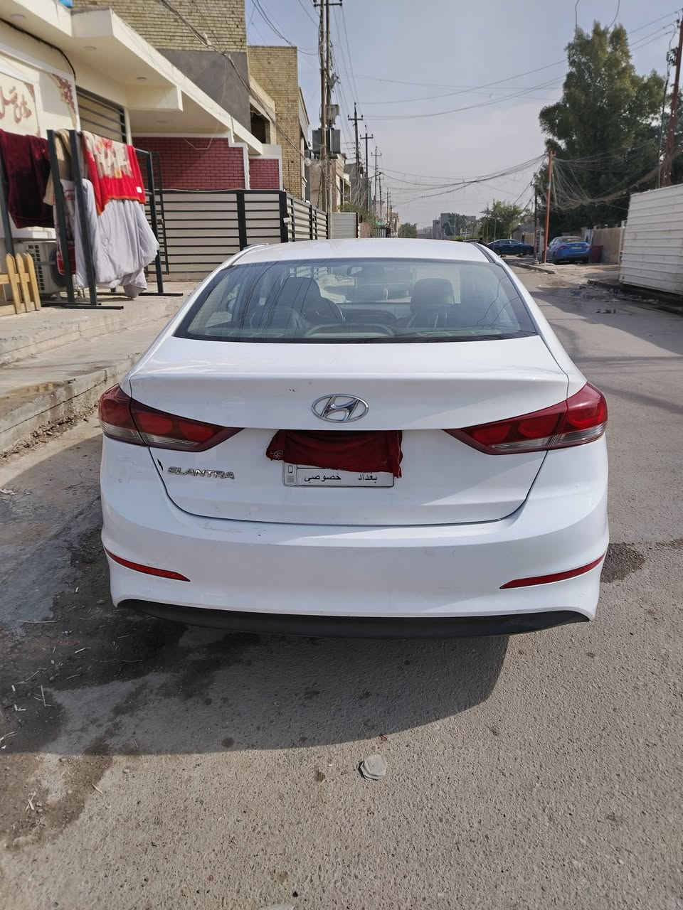 النتر خليجي مويل ٢٠١٧ فتحه وشاشه صغيربدون ضربه مع محرك ٢٠٠٠ فتحه مري شفط صدرجديد بيها سونار بالدعاميه الأماميه مسلصحه وصبغ والان بيهن اشخوط بالدعاميه الأماميه بيها رصعات بيه شخط خفيف بالباب مقبل السائق العنوان حي الاساتذه مقابل حي العامل الثانيه على خط السريع قرب مسبح الرافدين الهااتف *********** محرك
