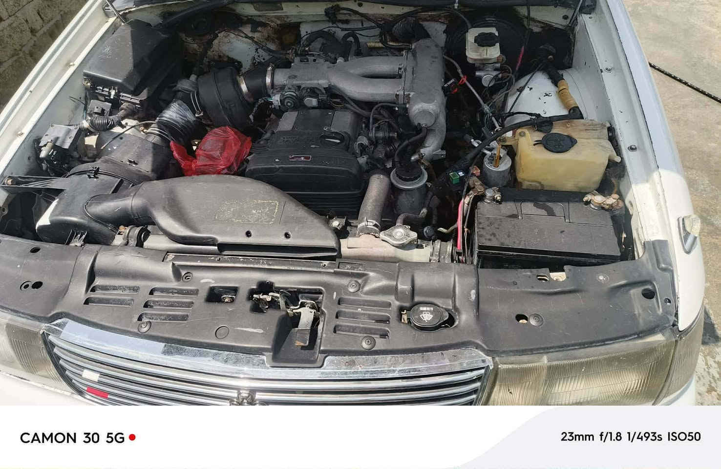سلام عليكم بطه رقم بغداد موديل 93 سنويه31 رقم جديدبسمي تحويل مباشر ***********
