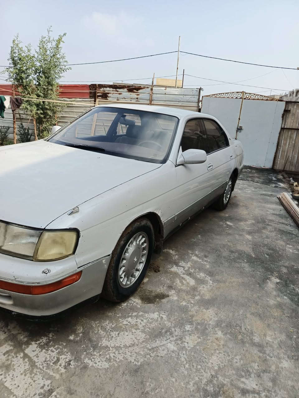 السلام عليكم بطه للبيع او مراوس موديل 91 سنويه نافذه مكينه ٢ونص حداده 70%تبريد شغال السعر 45 للعنوان بصره مدينه للاستفسار على هذه الرقم ***********
