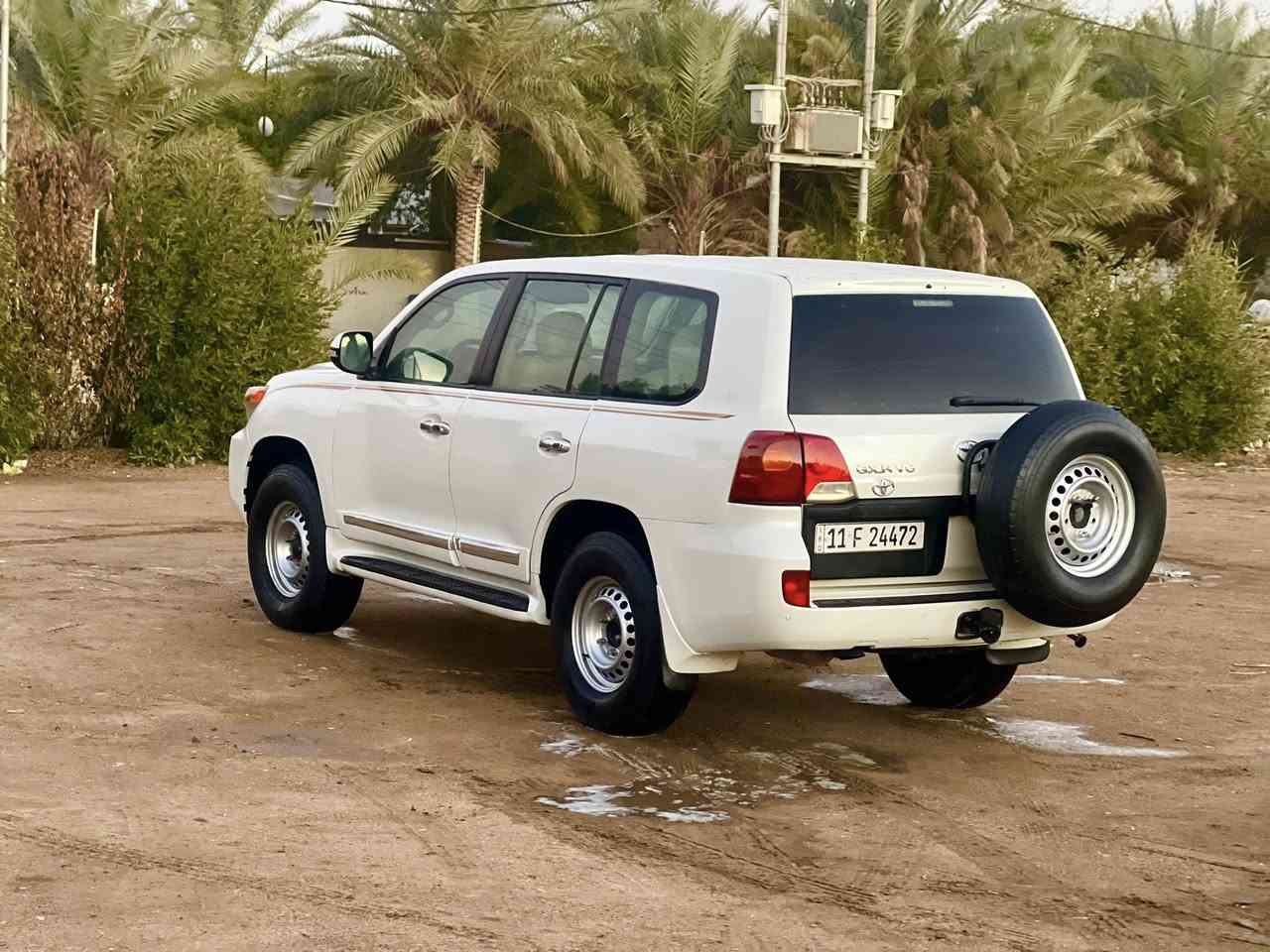 السعر 235 🌹
بيع او مراوس 

رجائاً اقرأ التفاصيل كامله وشوف الصور 
واتصل وبلخدمه 🌹

لاندكروز 2011 ستينيه اصل فول 1/1 

رقم بغداد سنويه بأسمي شخصياً
هزه وفحص كله جديد 

فوول مواصفات ستينيه بريم اصل

بصمه تشغيل وابواب
سلايت ( فتحه )
تبريد خلفي 
دبل سبير
كشنات جلد اصل 
كشنات الـ 7راكب جكات 
تحكمات وشاشه وكامره 
مثبت سرعه 
مانع انزلاق 
ومعروفه باقي المواصفات للبريم 

(بيه منضومة غاز )🛢️
يعني أنسا شي اسمه اصرااف 
تفول ب10 الاف غاز تمشيك اكثر من 10 أيام 
تريد ع بانزين او عـ الغاز  ⛽️ 

دبل سبير 
بيه ويل حديد الأصلي مو فافون وحجمه 17 
وتاير بالون ابو الجمل الأصلي 

محرك 6سلندر بانزين ( كير عاادي )
محرك وكير وحداده وتبريد وتخم تاير كفاااله 

اخوان السياره بيه صبغ 
مكفوله من الحادث 
فقط صبغ اثر طخات خارجيه
الشواصي واللغود والتكم الداخليه مكفوله
تفحص وين ميعجبك ✅

السعر 235 🌹
بيع او مراوس 

***********
مكاني النجف /الكوفه
