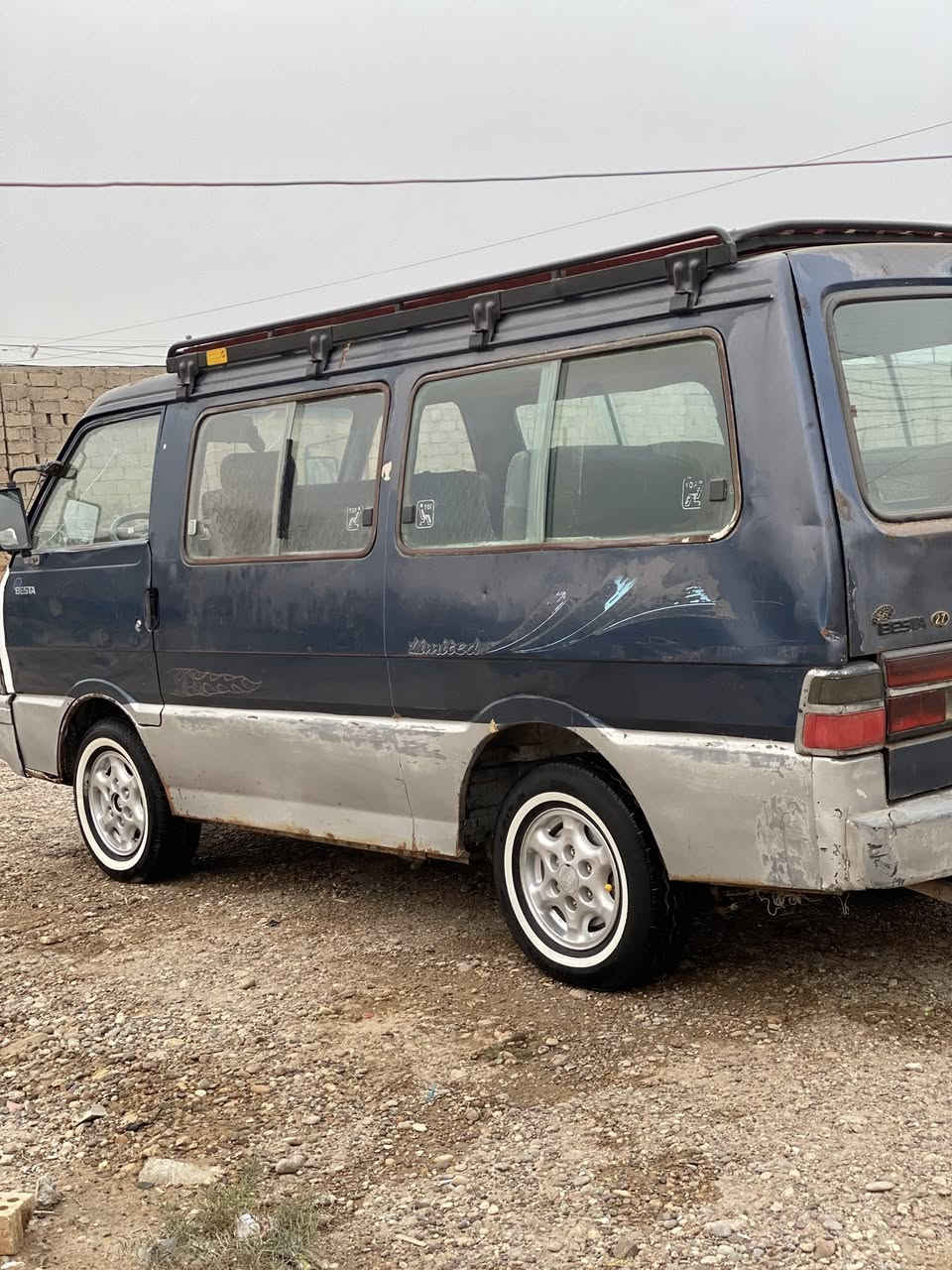 سلام عليكم كيا بستة ٩٤ مكينة وكير خير من اللة  تخم تاير
سعر ٣٢ مكان بغداد رقم الهاتف ***********
