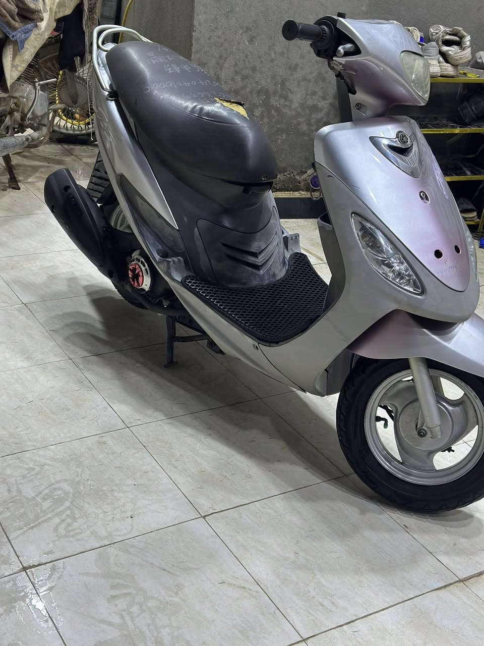 سلام عليكم
وينه ليدور ناشف دراجه منغولي ناشفه ناشفه مفوله ماشيه 16 الف ختم واحد من طول للطول كلشي بيهه كفاله حته لبرغي كفاله نهضه ومعدل تشك لكاع ماصارلهه شهر من طالعه كفر وردي سعر خاص🔥


**إذا كنت صاحب هذا الإعلان وتريد حذفه لأي سبب، رجاءا أرسل رسالة إلى الدعم الفني**