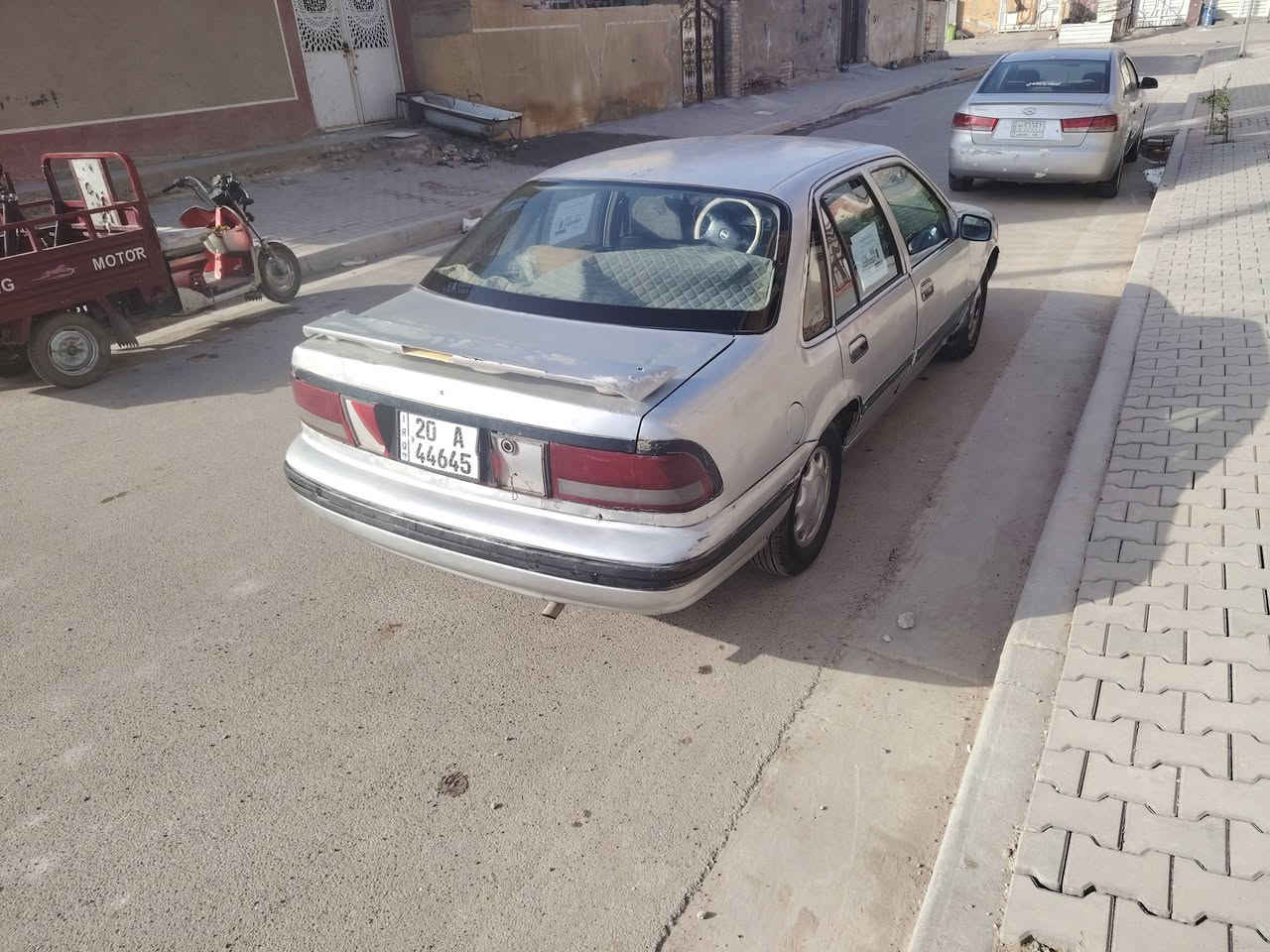 السلام عليكم برنس فراشه مديل ١٩٩٢البيع سياره مكينه وكير صدر امامي وخلفي جديد سياره حلو مرتبه يراد الهه صبغ سياره جارده كل نقص مابيهه وين ما يعجبك انكر سلف وطلع السعر ٢٣ وبيهه مجال مكاني بغداد الحسينية مال رشديه رقم السياره ديالئ تحويل مباشر سنويه الحد ٣٠ رقم الهاتف ***********
