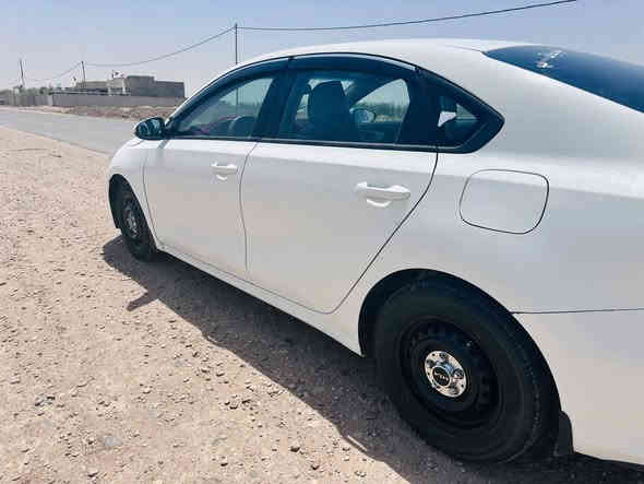 بسعر مناسب ٢٠٢٠ سيراتو السعر ١١٨
سيراتو خليجي ٢٠٢٠ صبغ سطحي بدون دواخل فقط تحن اللايت الأمامي الأيمن بسيط 
كير محرك صدر تايرات تبريد كله جديد 
***********
***********
