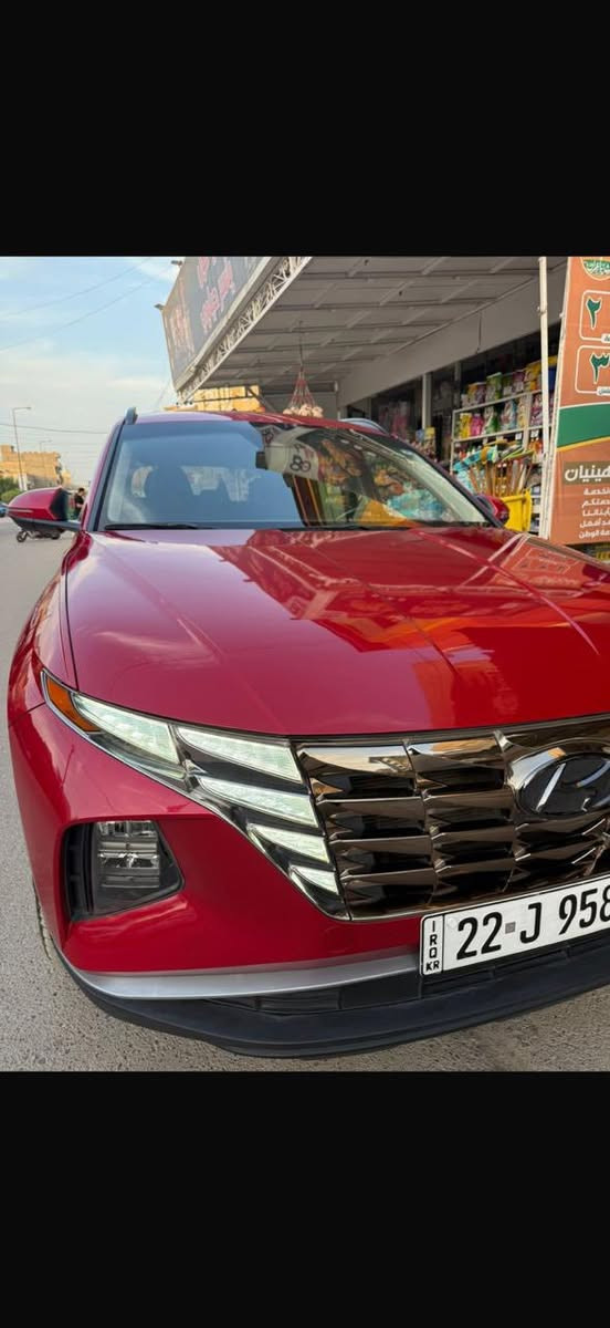 السلام عليكم 
توسان 22 لون احمر حادث سرقه جاملغ و بنيد سياره جاهزه لل اخير فول لل اخير ما تصرف ربع ما تصرف عليها سعر 185 مكاني بغداد غزاليه ***********
