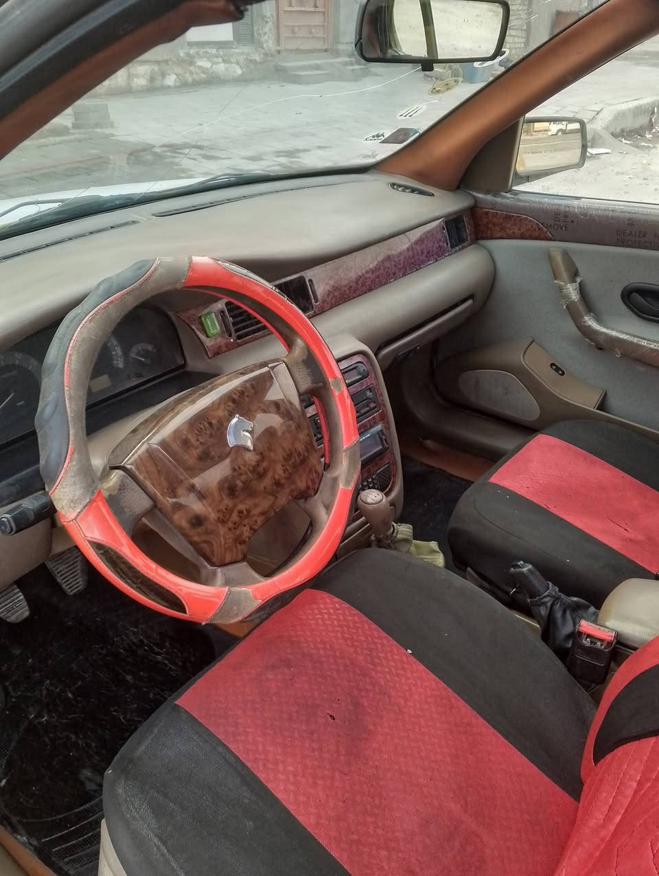 السلام عليكم سمند 2011 سياره تشتغل غاز بيها منضومه غاز السعر 35 مكان بغداد مدينه  رقم الهاتف ***********
