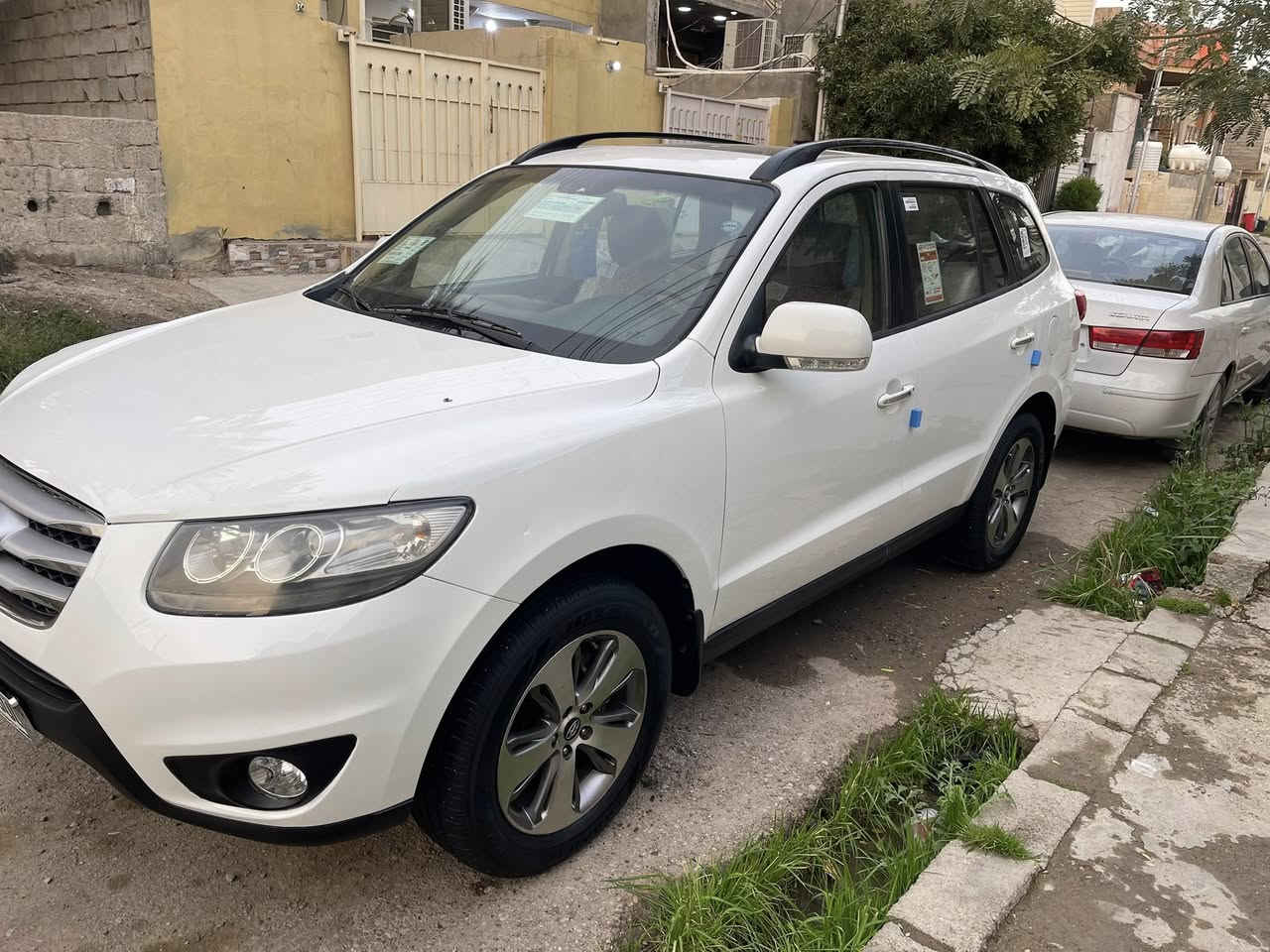 السلام عليكم سنتافيا خليجي 2012 مكفوله بدون صبغ سونار مرفق بل منشور مكينه 2400دوش بلاديه مامفتوحه رقم سليمانيه الجديد سنويه 29فول موصفات كشنات جلد وكهرباء مري شفط 7 راكب 3 قطع تبريد سلايد روف ويل 19 كروم ماشيه 120 تخم تاير جديد تبريد ثلج اي نقص مابيهه سياره جديده مكان السياره ديالى بعقوبه السعر 148وبيهه مجال بصيط


**إذا كنت صاحب هذا الإعلان وتريد حذفه لأي سبب، رجاءا أرسل رسالة إلى الدعم الفني**