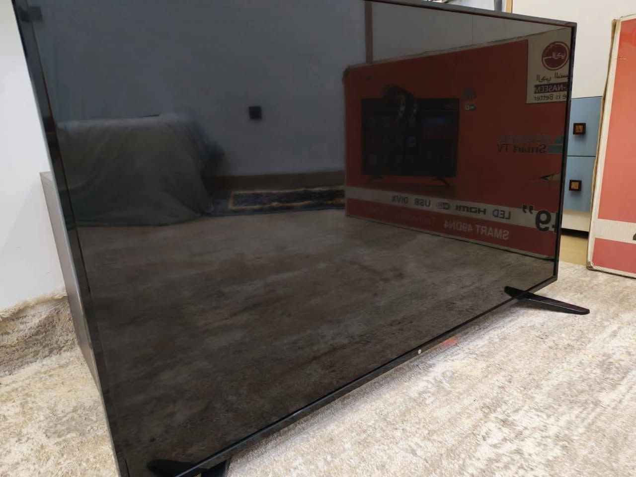 للبيع شاشة LG حجم 50 بوصة نظيفة جداً بحالة الشركة
وياها Android TV Box يشغل الإنترنت، Google، وسينمانا 🌐

✅ بدون خدوش أو زلغ
✅ الكرتونة والأرجل الأصلية موجودة
✅ ريموت أصلي نظيف
✅ كاملة مكملة وتشتغل فوراً

السعر: 250وبيه مجال سماوه


**إذا كنت صاحب هذا الإعلان وتريد حذفه لأي سبب، رجاءا أرسل رسالة إلى الدعم الفني**