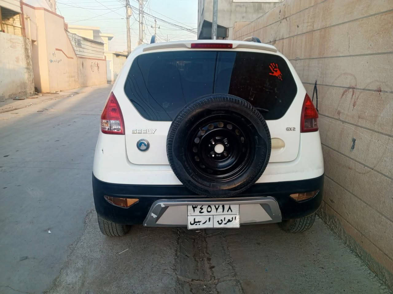 🚗 فرۆشتنی خێرا – Geely Panda 2014

💰 نرخ: 45

ماشاءالله، سەیارەکە زۆر پاک و خاوێنە و ئامادەی بەکارهێنانە.

زانیاری سەیارە:
✅ ماکینە زۆر باش و تاقیکراوە.
✅ گێر باشە، تەنها لە گواستنەوەی گێری 2 بۆ 3 تۆزێک هاف دەکات.

عەیبەکان (بە ڕاستگۆیی):

- بۆنیتی سەیارەکە سبوغە.
- پێش و پشتی سەیارە کەپسە.
- تۆزێک قەڵب لە قاپۆق هەیە.
- 5 وەرەقە غەرامەی لەسەرە، دوای مامەڵە چارەسەر دەکرێت.

⚠️ تکایە تەنها مشتەری ڕاستەقینە پەیوەندی بکات.

📲 تەنها لە WhatsApp نامە بنێرن، تکایە تەلەفۆن و نامە  تەنها لە وەتسئاپ وەڵام دەدەمەوە.

📞 WhatsApp: *********** أربيل, العراق
