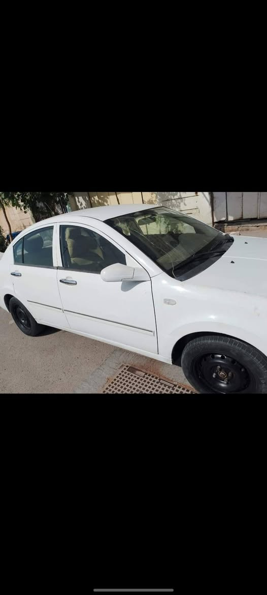 سلام عليكم
شيري اي فايف ٢٠٠٩
سياره مكينه كير حداده جاهزه كير عادي بس دراين شفت يرادلها 
سياره حلوه تبريد ثلج سنويه منتهيه بصره للبيع سعرها 
28 وبيها محال بصيط  لستفسار واتساب ***********
