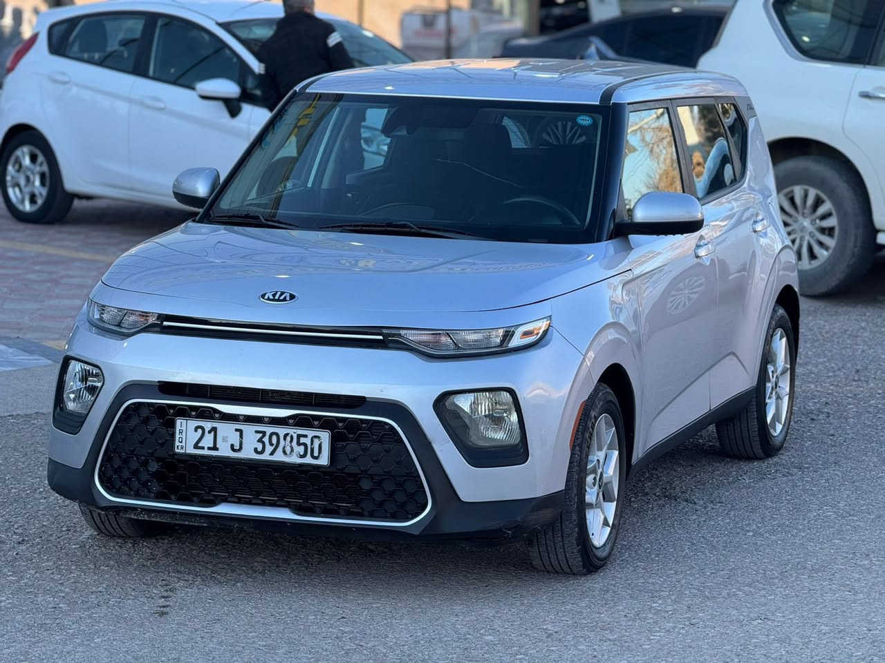 ❤️‍🔥❤️‍🔥
نوع السيارة / كيا صول              
موديل 2021
جاملغ صبغ وشويه بارد بالباب 
بدون ايرباك       
شرط تحويل
بدون ايرباك
السعر /150$ وبي مجال بسيط                     
العنوان / ديالى - خانقين
معرض الحاج اركان ويس مراد 
للأستفسار الأتصال على الرقم التالي 
  ***********
