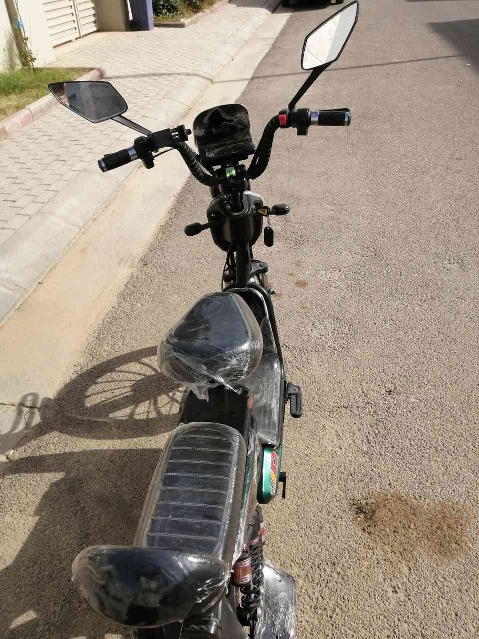 السلام عليكم دراجة للبيع حجم ٢٠من شركة Hlsنضيفةمثل ماموضح بل صور ٣سرع سريعة كلش بيهة بلوتوث اولايت زنون السعر ب٣٠٠وبيهة مجال بسيط


**إذا كنت صاحب هذا الإعلان وتريد حذفه لأي سبب، رجاءا أرسل رسالة إلى الدعم الفني**