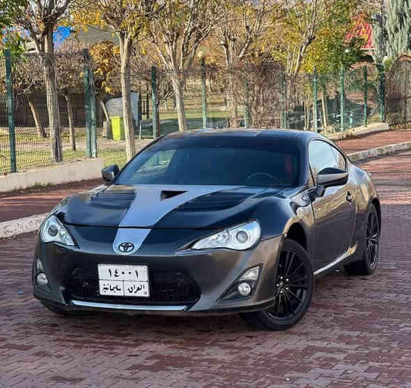 مستعجل البیع 
رقم تلفون : *********** 
رقم بي واتساب : ***********
سعر البیع : 71 ورقە و مجال 
علیها غرامە : 400$ دولار ینزل من سعر
للبيع  تويوتا GT86 موديل 2014 
فول مواصفات ماعدا فتحە  محرك  VVT V6 كلش قوي ونشط  سياره كير ئوتوماتيك  و تبريد بشرط  سياره كلش نظيفه و متعوب عليهه  جاهزه من كل نواحي و أحلى من الصور   تحويل او وكاله بشرط سياره ضمان  حزام صبغ للجماليه  بدون حادث مكان السياره قضاء عقره بين اربيل و دهوك اكر
